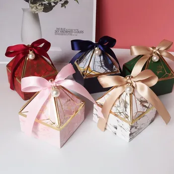 Нова скъпоценна кула Бронзова кутия за бонбони Малка картонена кутия Декорация на сватбена кутия за сватбени картичкиХартиена подаръчна кутия Опаковка Събитие & Парти консумативи