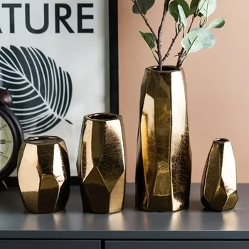 Северноевропейски леки луксозни златни геометрични неправилни вази, европейска и американска галванична керамична суха цветна декорация
