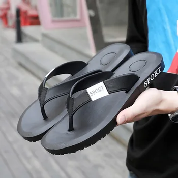 Джапанки Мъже 2023 Лято Ново приплъзване душ Сандали за басейн Мъжки външни ежедневни плажни обувки Trend Леки чехли