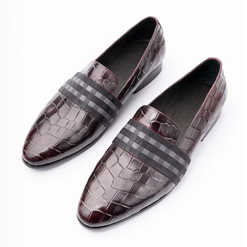 Мокасини Мъжки обувки Мода Телешка кожа Ежедневни джентълмени Най-новият дизайн Кожена обувка Висококачествена еластична лента обувки за мъже